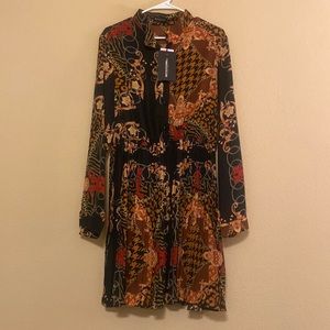 Prettylittlething Dress